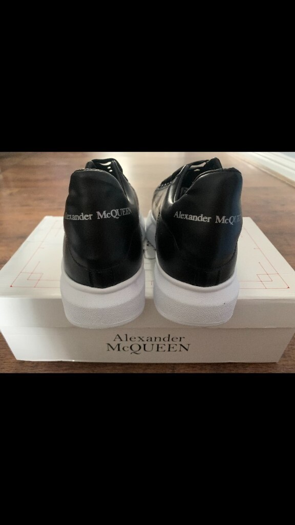 alexander mcqueen size 3 trainers